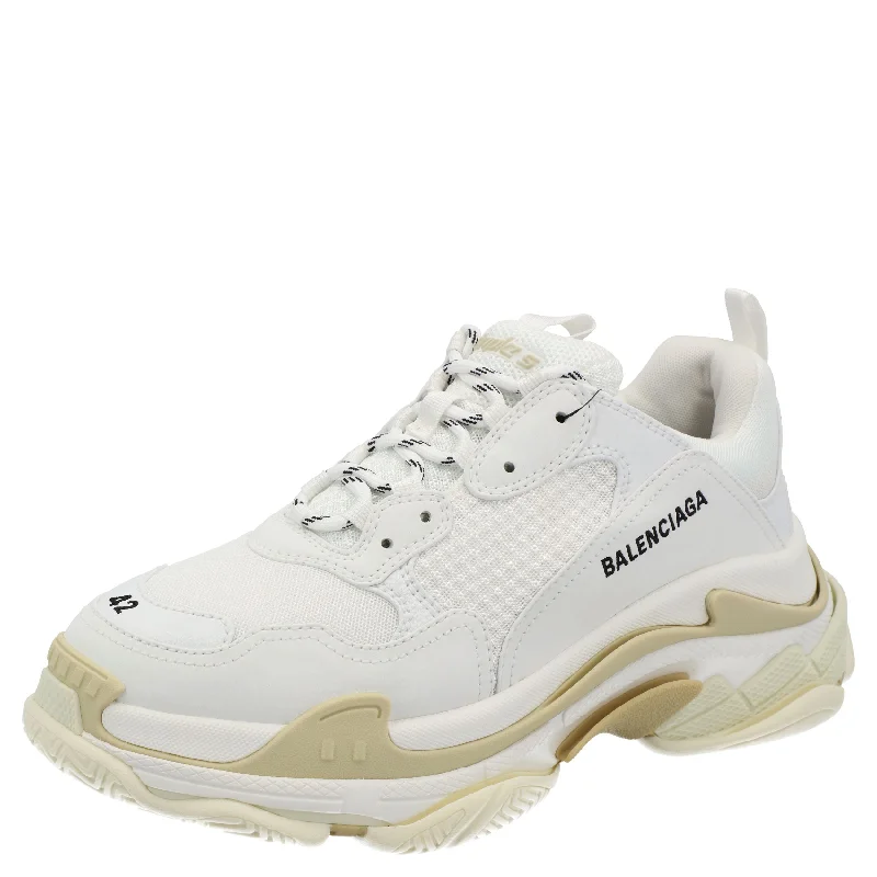Balenciaga Men Triple S Sneaker In Black