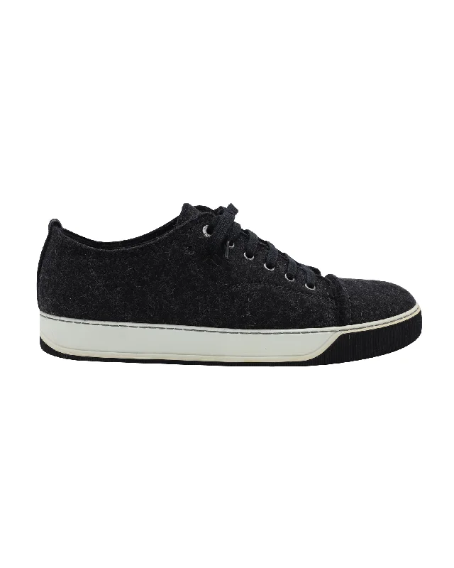 Lanvin DDB1 Sneakers in Black Wool
