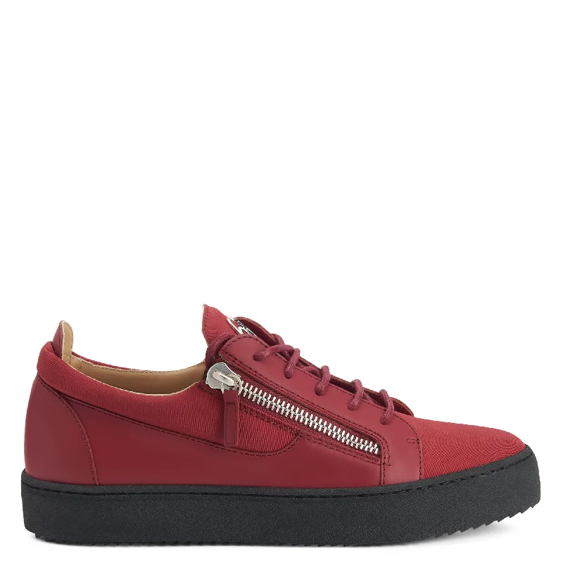 Giuseppe Zanotti Frankie