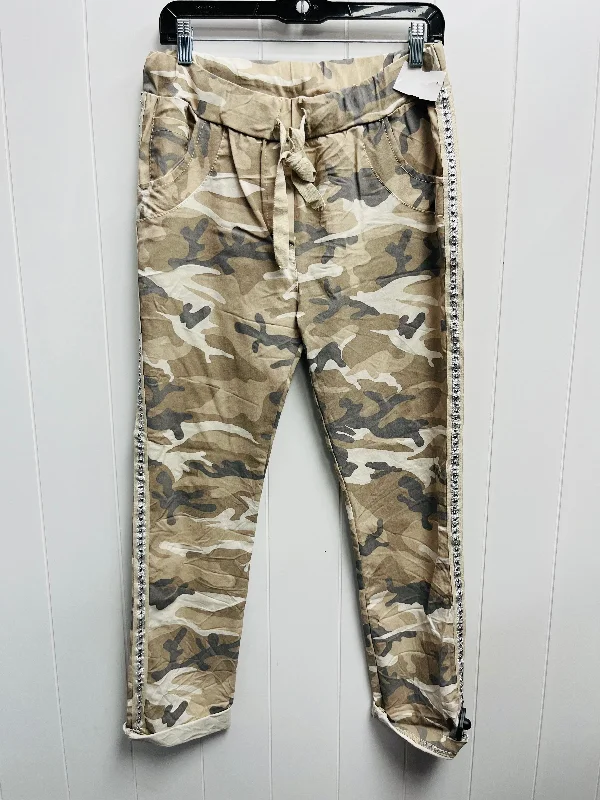 Pants Other By gigi moda In Camouflage Print, Size: M