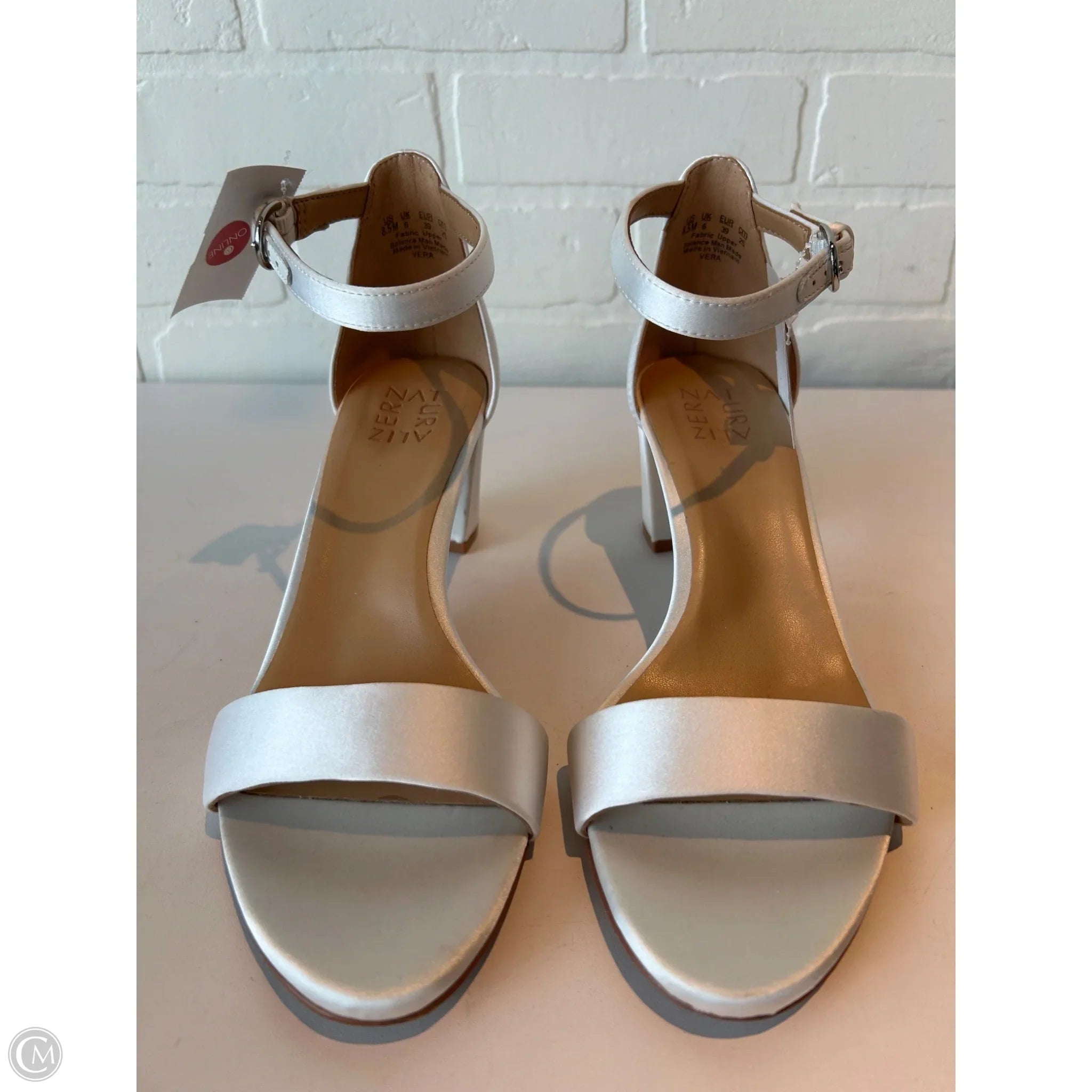 Sandals Heels Block By Naturalizer In White, Size: 8.5