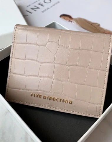 Cute Women Beige Vegan Leather Small Billfold Wallet Card Holder Crocodile Pattern Slim Card Wallets For Women Cute Women Beige Vegan Leather Small Billfold Wallet Card Holder Crocodile Pattern Slim Card Wallets For Women