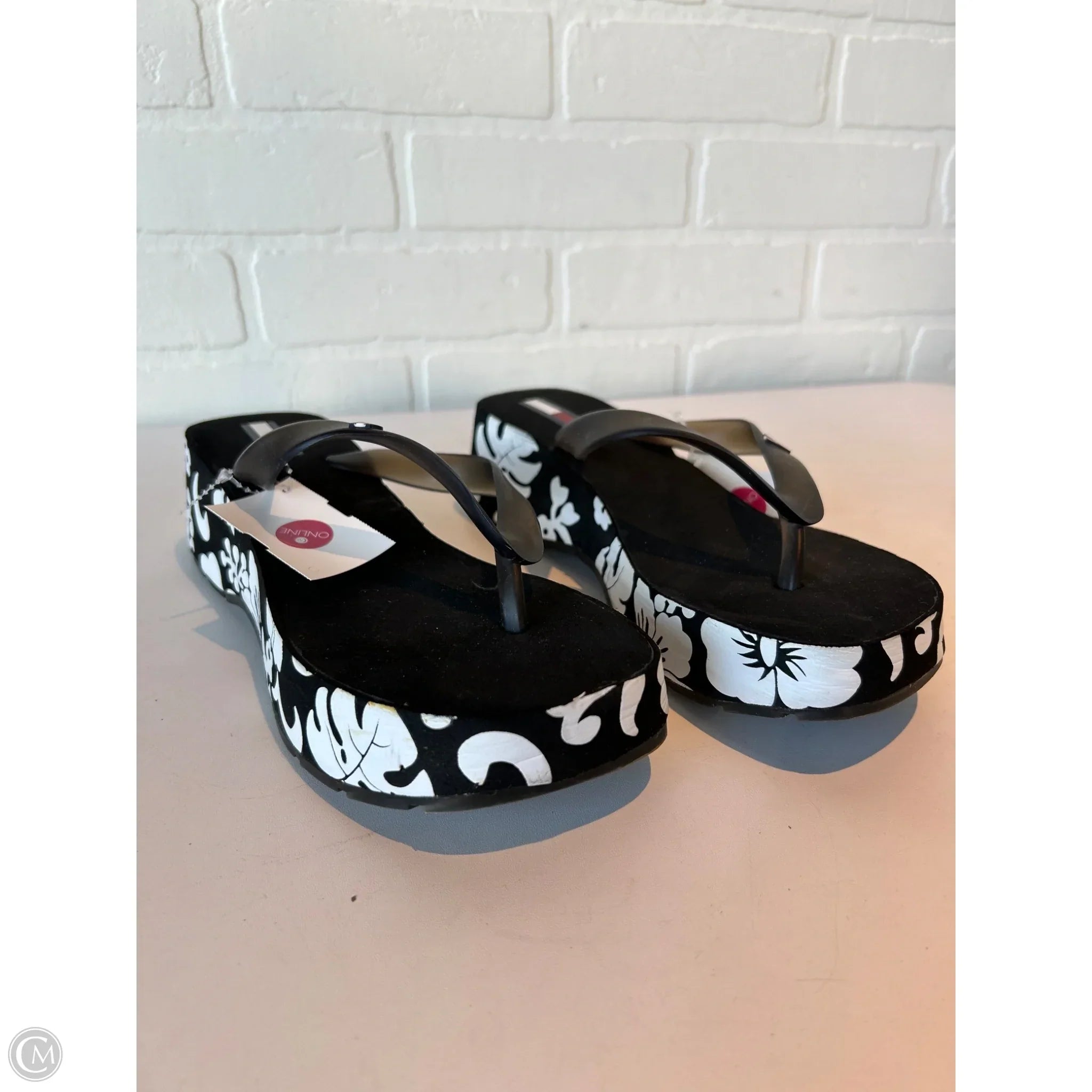 Sandals Flip Flops By Tommy Hilfiger In Black & White, Size: 6